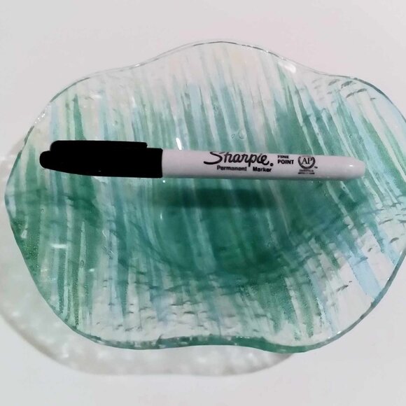 Aqua Blue Decorative Glass Dish Vintage Collectible - Picture 2 of 5